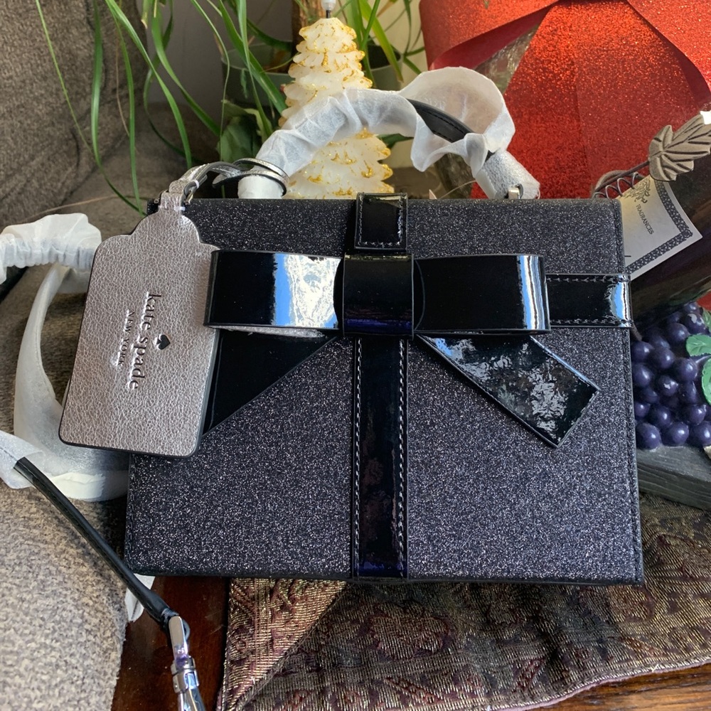 Authentic Kate spade glitter/leather gift box Crossbody/Satchel - Picture 1 of 16